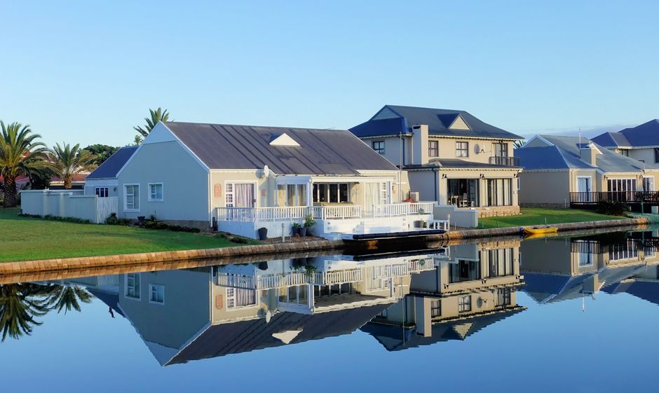 Homes in Oakland, FL